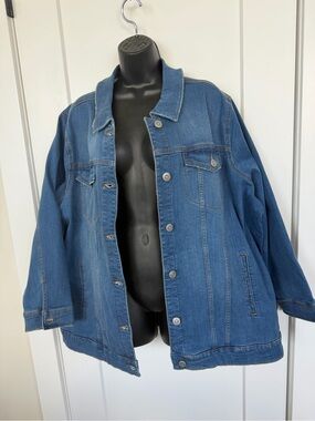 BNWOT -DC JEANS PLUS SIZE  Blue Denim JEAN Jacket -CLASSIC STYLING- pockets -2X